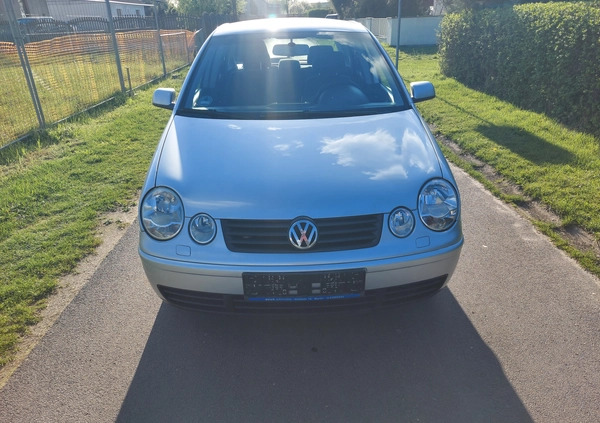 Volkswagen Polo cena 9900 przebieg: 218000, rok produkcji 2005 z Pelplin małe 191